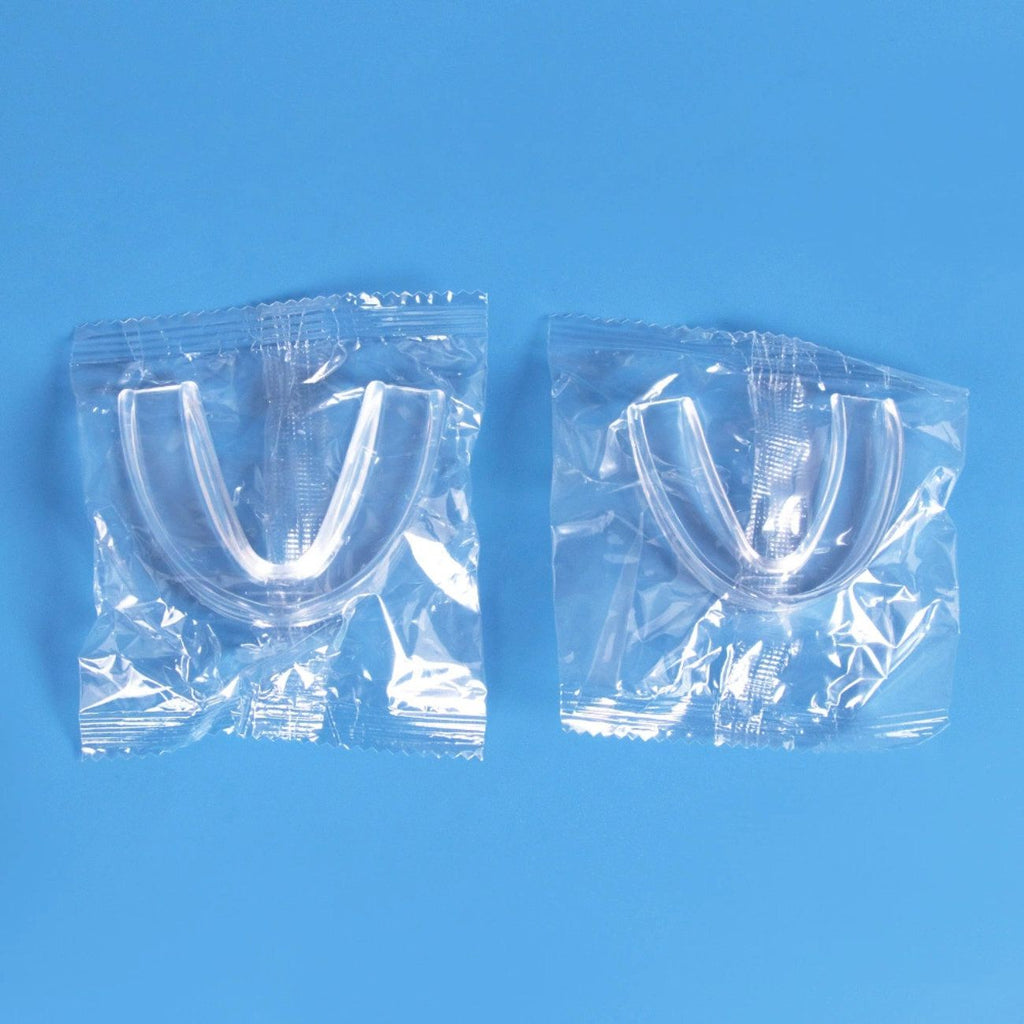 防磨牙護齒牙套連牙套盒(4件裝 – 2大2小)防斷牙運動牙套牙托 熱力塑型夜間護牙套 適合各種大小嘴型